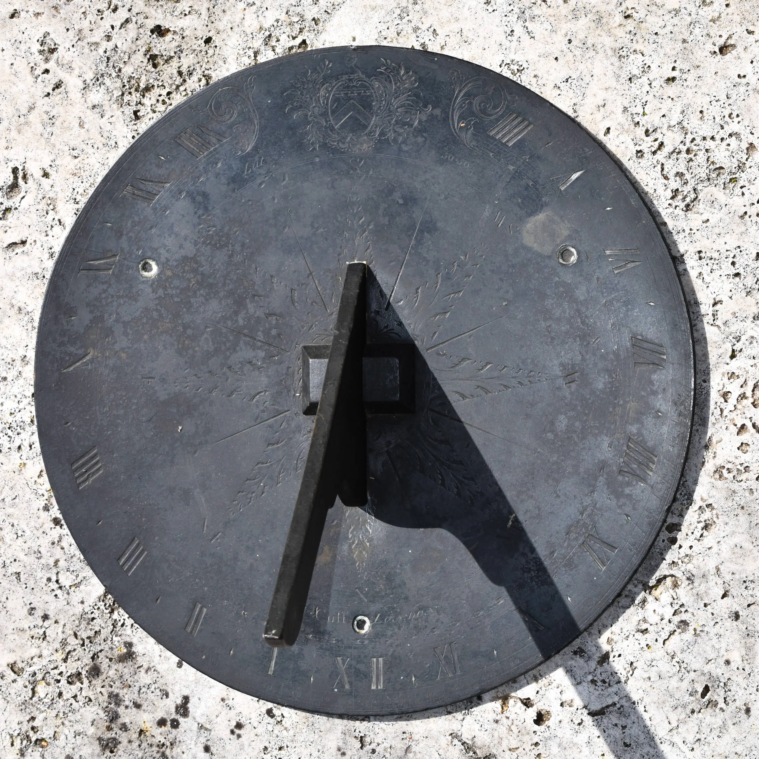 A Fine Twelve Inch Bronze Horizontal Pedestal Sun-Dial By John Cuff (2)