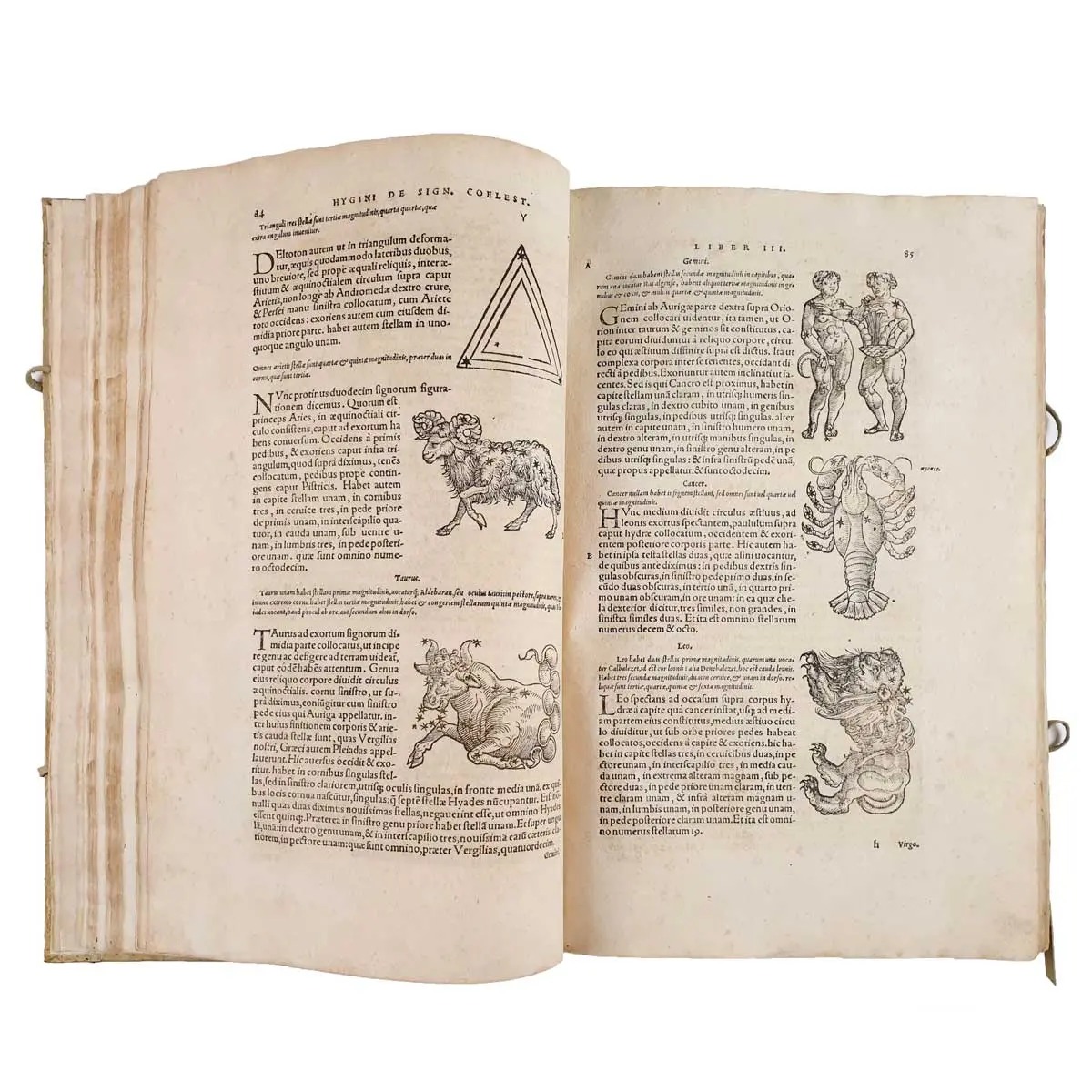 Fabularum liber, ad omnium poetarum lectionem mire necessarius, & nunc denuo excusus. Eiusdem poeticon astronomicon libri IV. Quibus accesserunt similis argumenti, Palaephati.