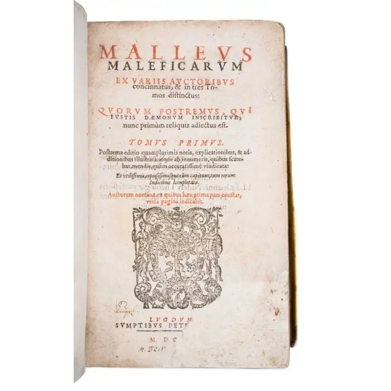 Malleus maleficarum ex variis auctoribus concinnatus, & in tres Tomos distinctus: Quorum Postremus, qui Fustis Dæmonum Inscribitur, nunc primum reliquis adiectus est.