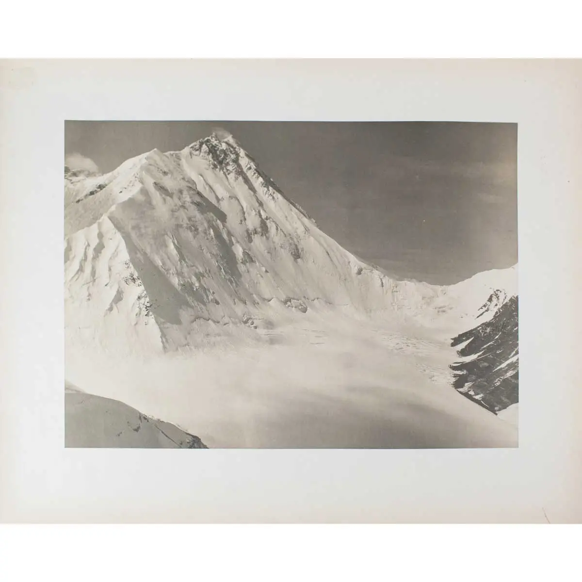 Eight Vintage Photos. Everest [1921]